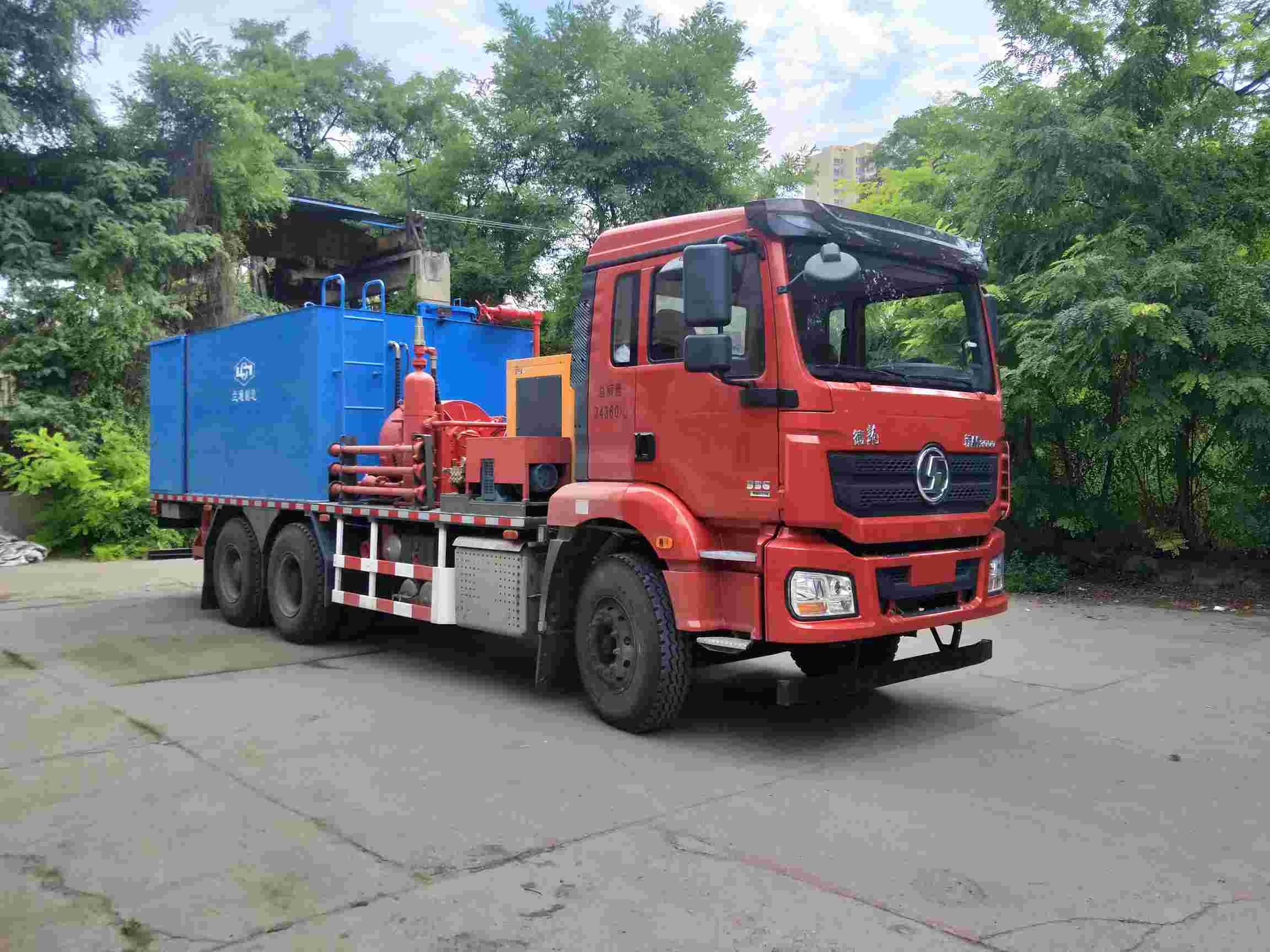 蘭通牌LTJ5242TXL40洗井清蠟車