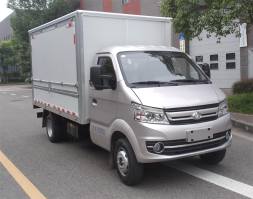 翼开启厢式车