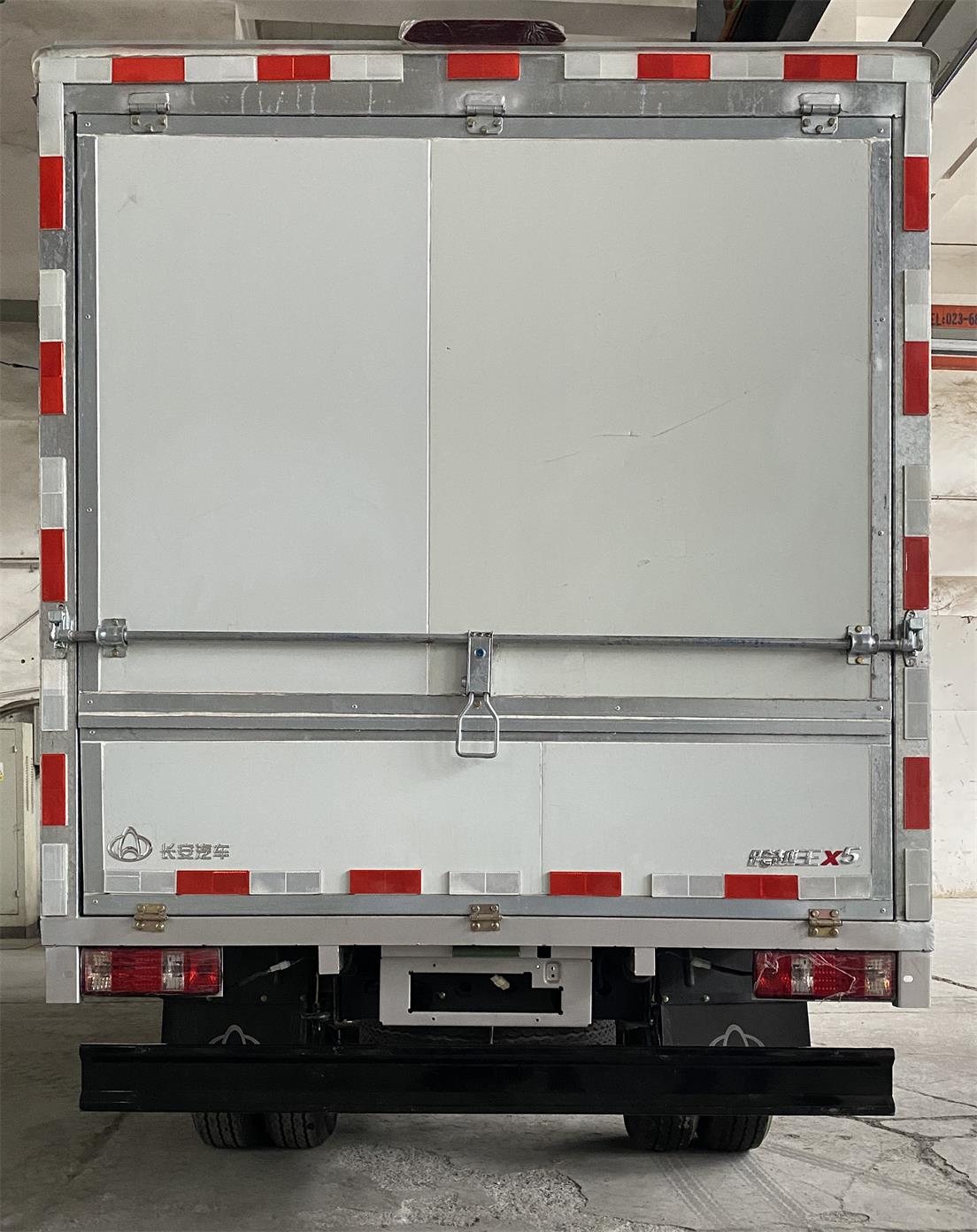 長安牌CKS5034XYKFRD6B2翼開啟廂式車公告圖片