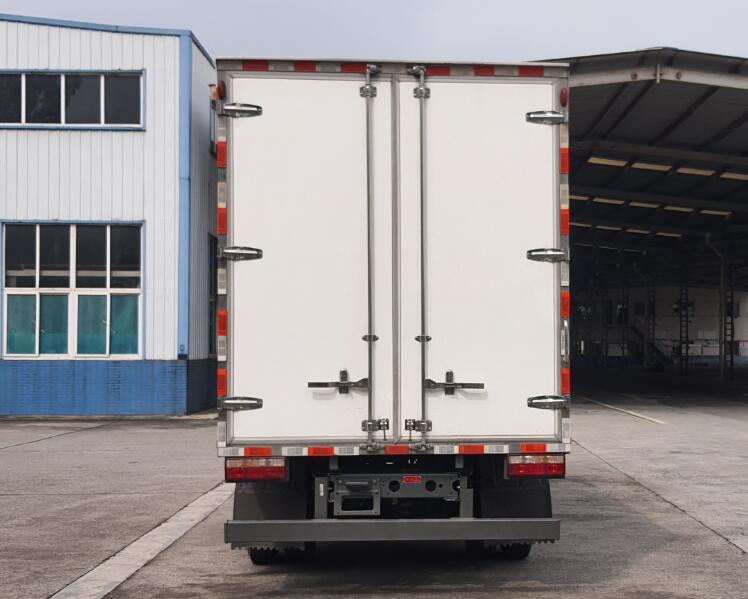 王牌牌CDW5044XXYG361DZHBEV純電動(dòng)廂式運(yùn)輸車公告圖片