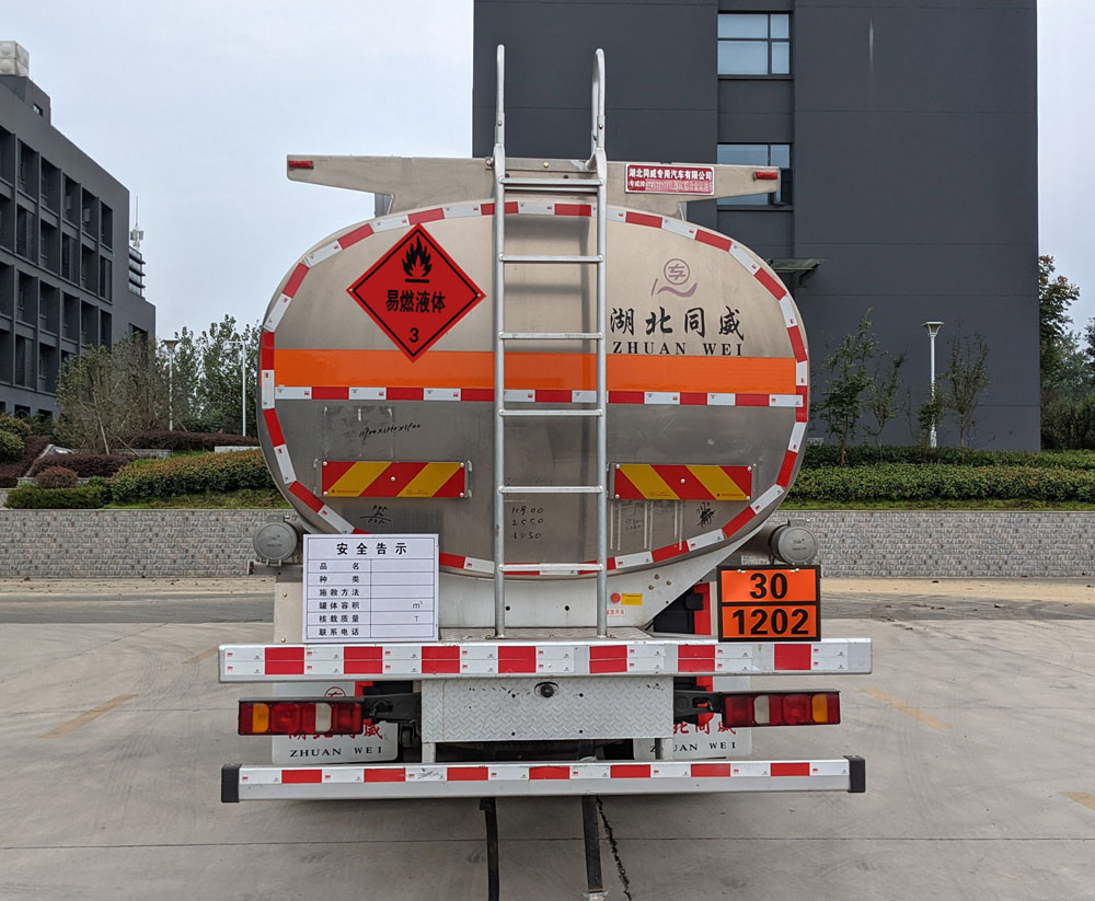 專威牌HTW5321GYYLZK6C鋁合金運油車公告圖片