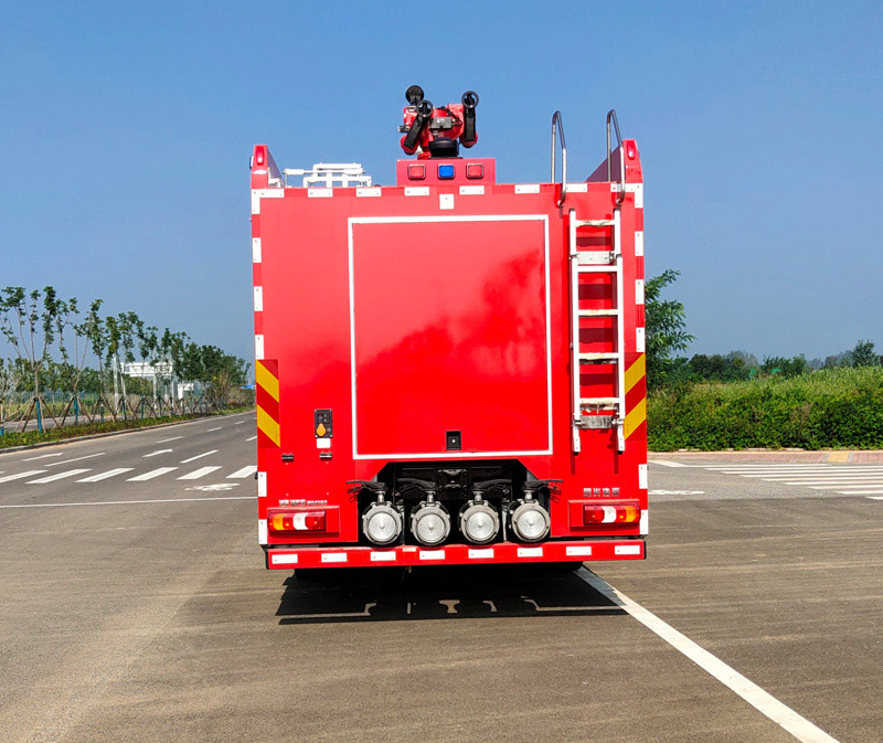 光通牌MX5382GXFPM180泡沫消防車公告圖片