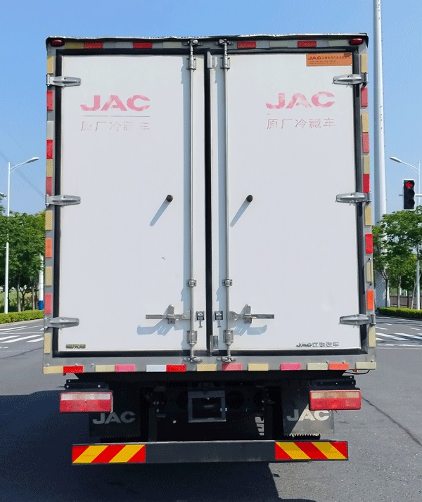 江淮牌HFC5128XLCP41K1D7S冷藏車公告圖片