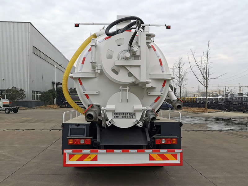 楚勝牌CSC5189GQWS6清洗吸污車公告圖片