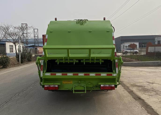 祥農(nóng)達(dá)牌SGW5120ZYSCA6壓縮式垃圾車公告圖片