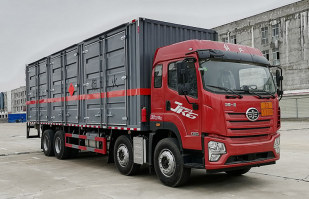 大力牌DLQ5321XRYCA6易燃液体厢式运输车