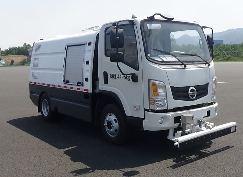 創(chuàng)維牌NJL5040TYHBEV2純電動(dòng)路面養(yǎng)護(hù)車