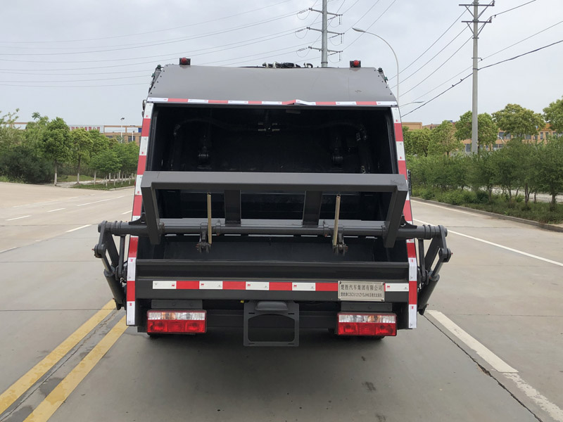 楚勝牌CSC5121ZYSJH6壓縮式垃圾車公告圖片