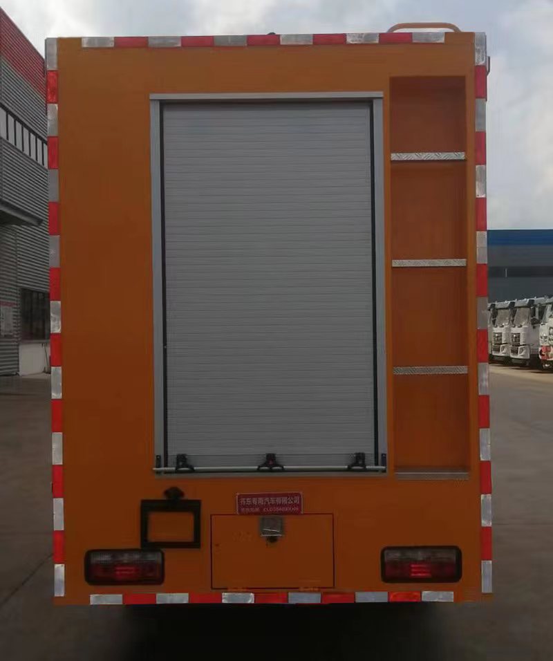 齊東方牌CLD5060XXH6救險(xiǎn)車公告圖片