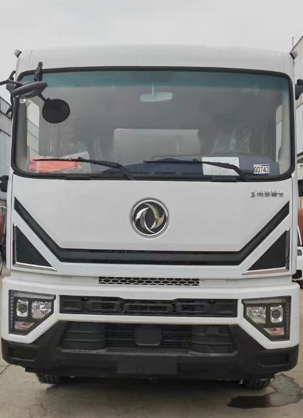 啟敬牌QHV5186GPSEQ6綠化噴灑車(chē)公告圖片