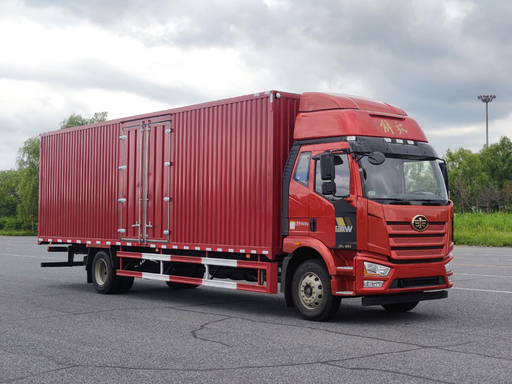 解放牌CA5181XXYP62K1L5A1E6廂式運(yùn)輸車