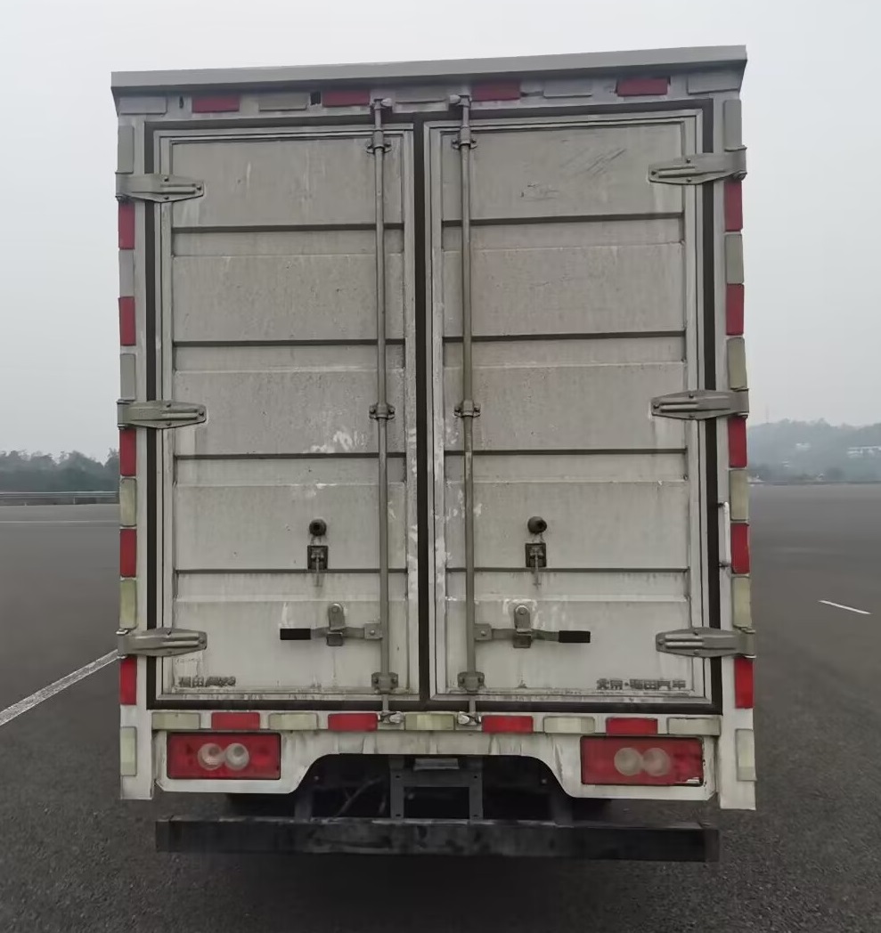 福田牌BJ5044XXY9JA6-AB1廂式運(yùn)輸車(chē)公告圖片