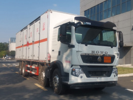 专力牌ZLC5327XRYZ6易燃液体厢式运输车