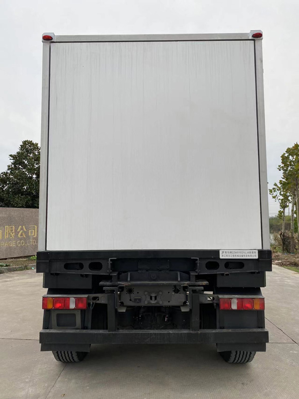 筑馬牌ZZM5102XLJ6旅居車公告圖片