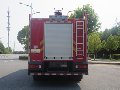 新東日牌YZR5425GXFSG240/H6水罐消防車公告圖片
