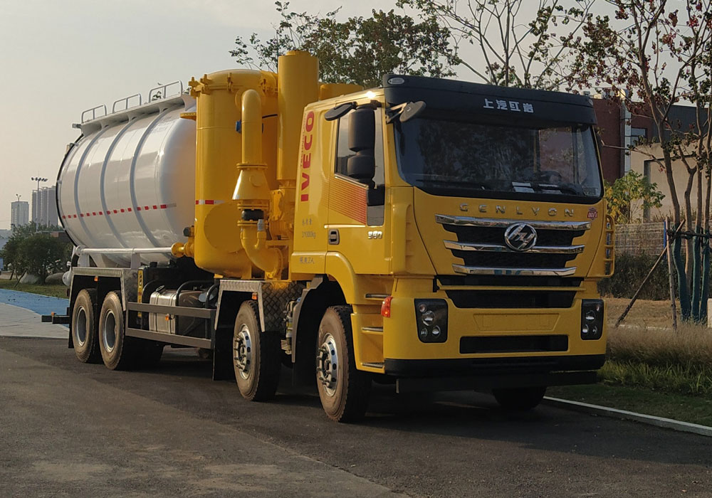 武工牌WGG5313GXY6吸引壓送車