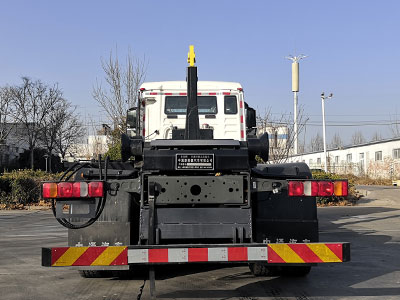 東岳牌ZTQ5250ZXXZ6Y43BEV純電動車廂可卸式垃圾車公告圖片