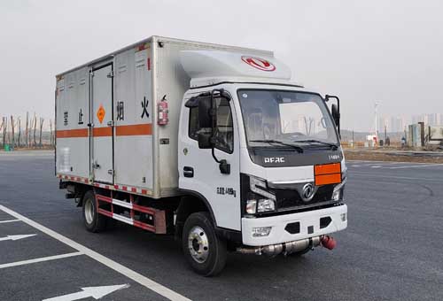 襄鑫鼎牌XDV5041XQYEQ6爆破器材運(yùn)輸車