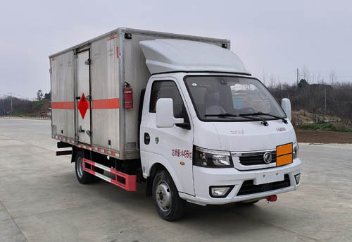 百捷牌QYY5041XRQEQ6易燃氣體廂式運輸車