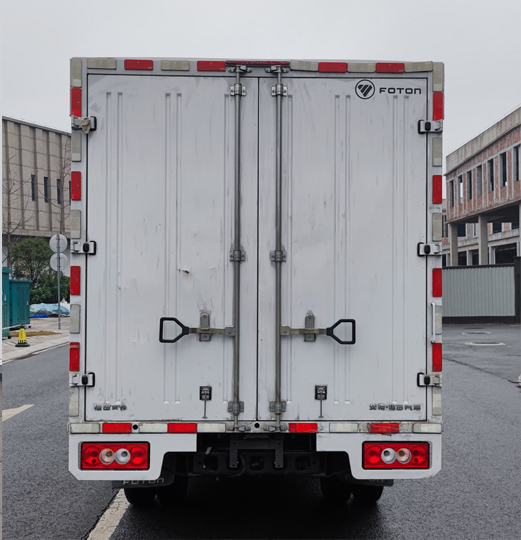 福田牌BJ5031XXY4AV6-AB6廂式運(yùn)輸車公告圖片