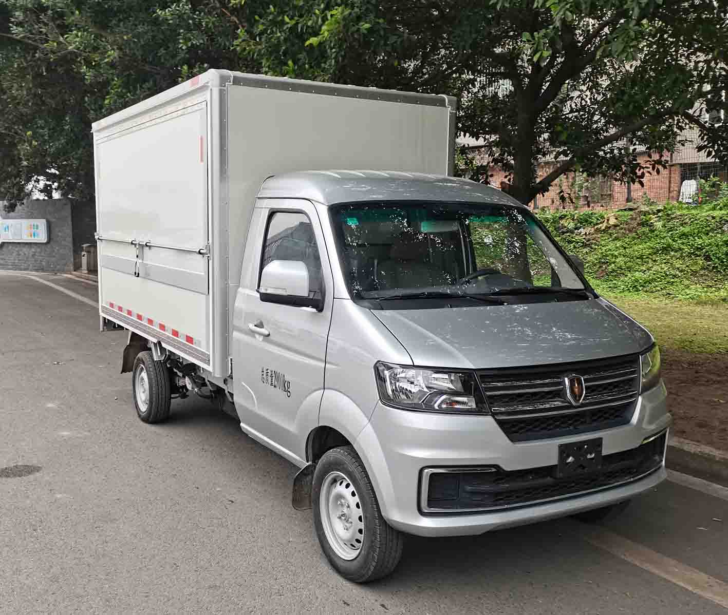 金杯牌JKC5032XYKD6L1翼開啟廂式車