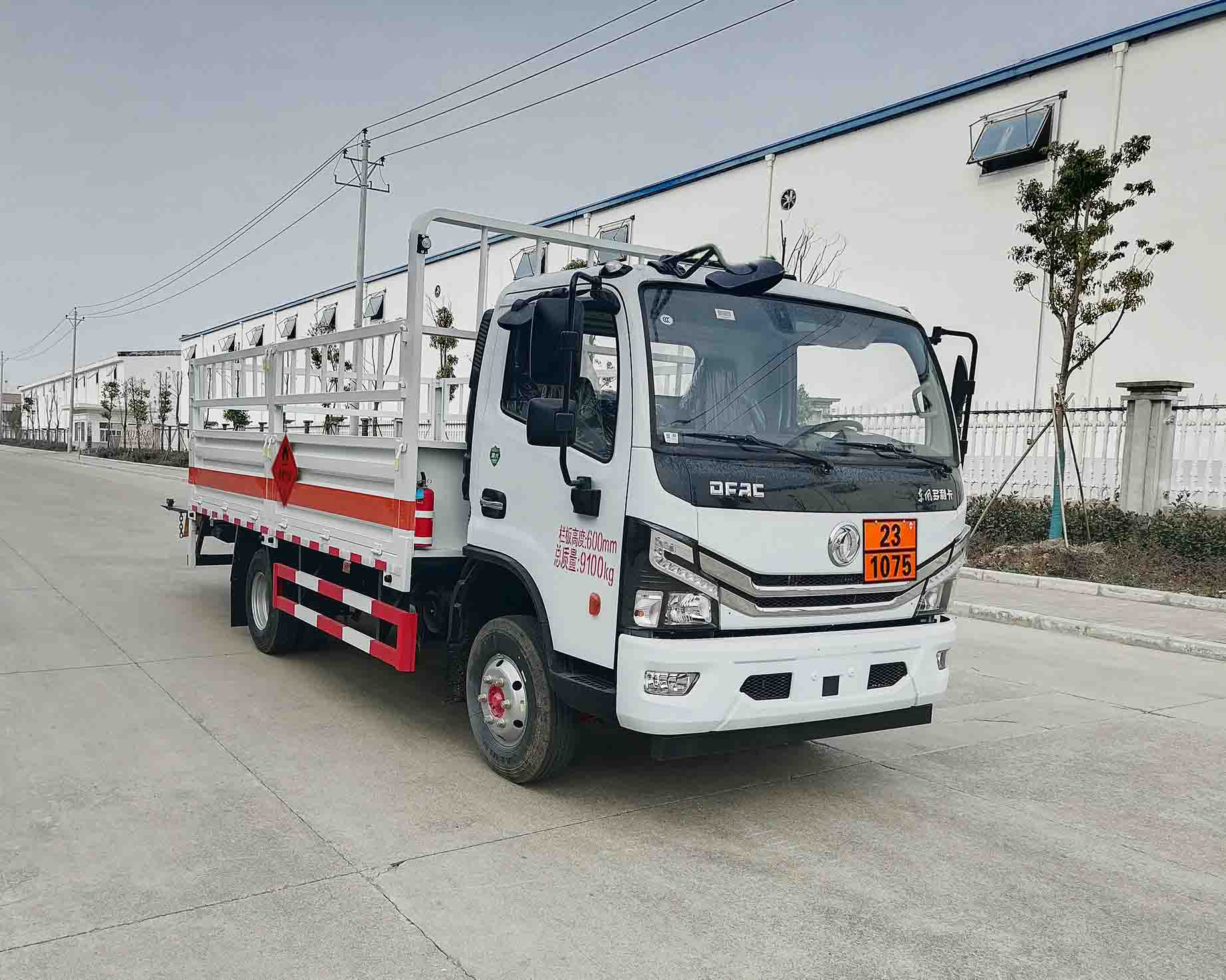 大力牌DLQ5090TQPEQ6氣瓶運輸車