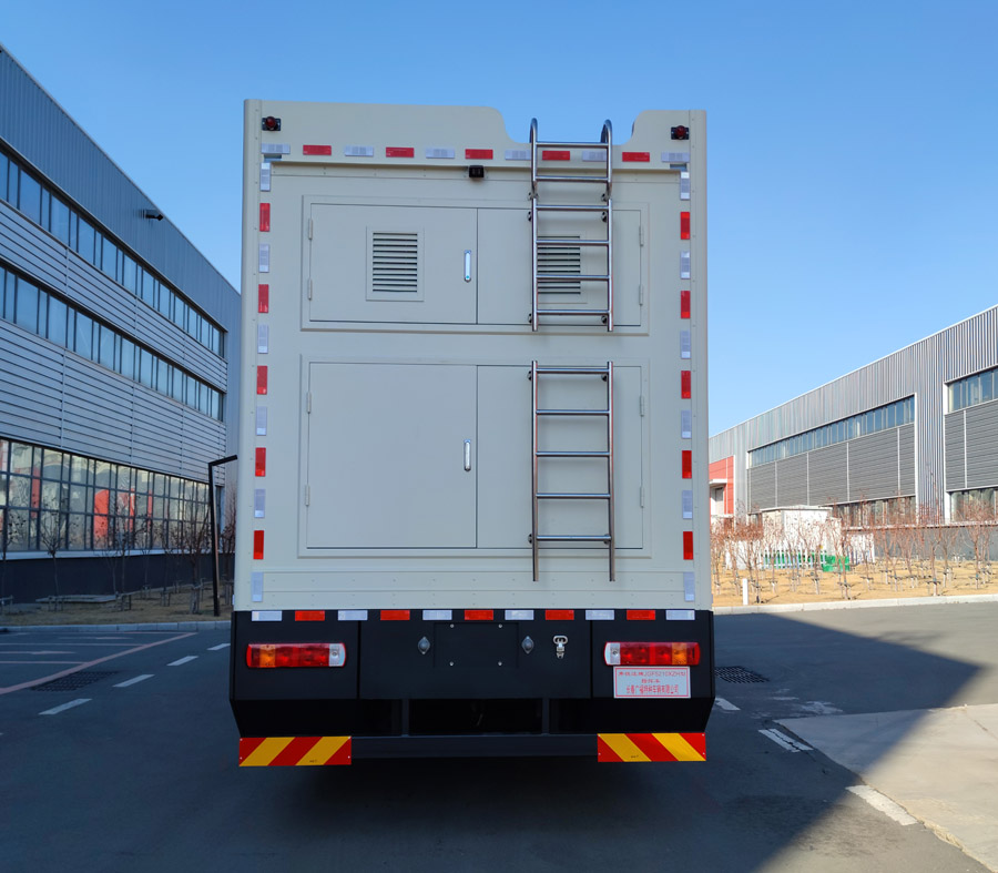 弗銳途牌JGF5210XZH指揮車公告圖片