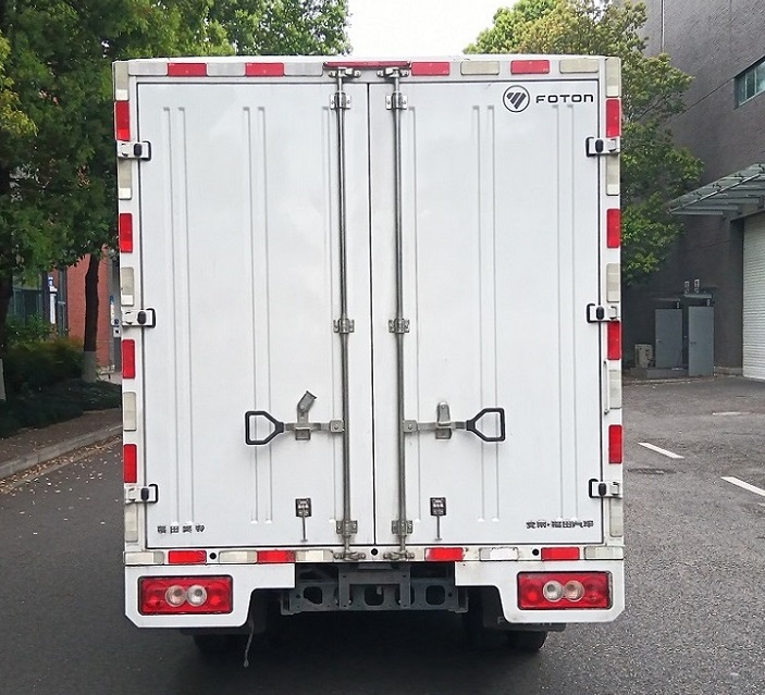 福田牌BJ5031XXY4AV6-AB5廂式運(yùn)輸車公告圖片