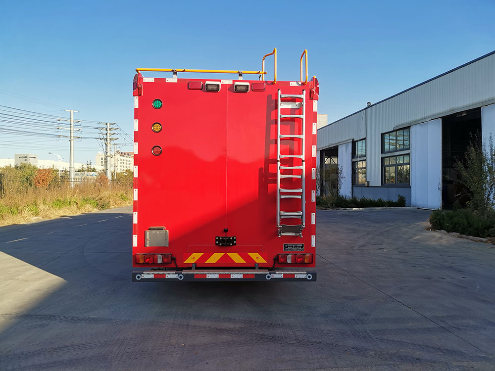 中卓時(shí)代牌ZXF5200TXFXX30/ST6洗消消防車公告圖片