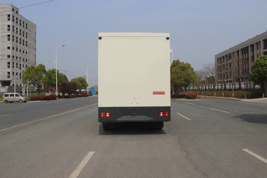 力海通牌HLH5070XLJZZ6旅居車公告圖片