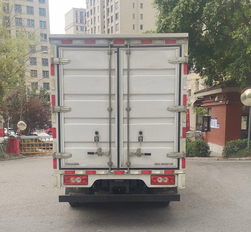 福田牌BJ5044XXY9JBA-AA1廂式運(yùn)輸車公告圖片