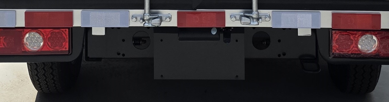東風牌EQ5030XXYD60Q4AAC廂式運輸車公告圖片