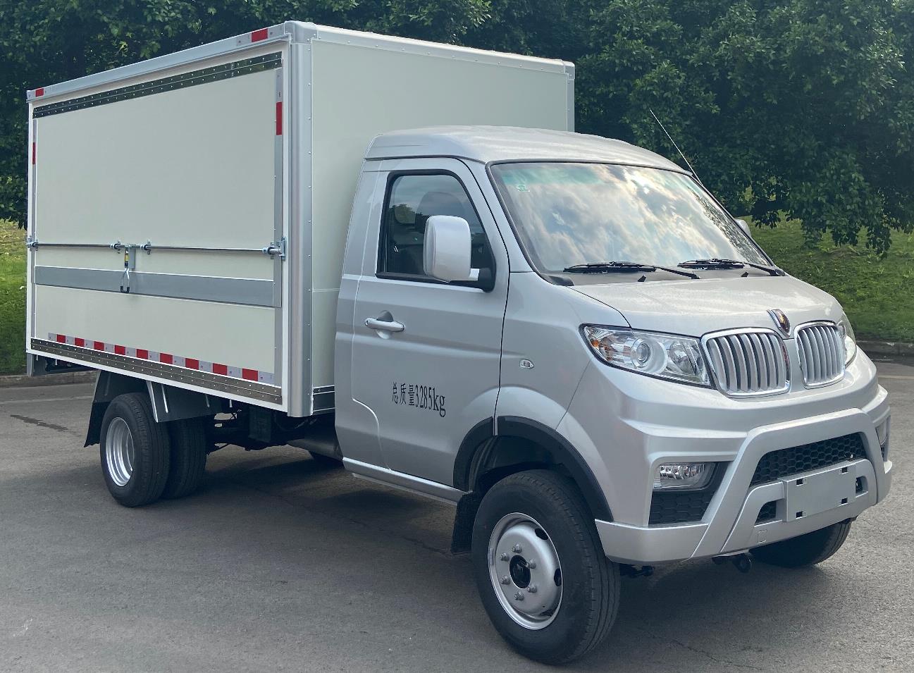 金杯牌JKC5034XYKD6LE翼開啟廂式車