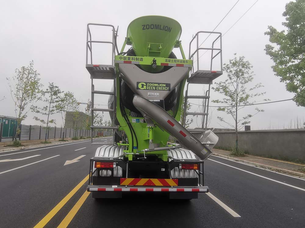中聯(lián)牌ZLJ5328GJBLBEV純電動混凝土攪拌運(yùn)輸車公告圖片
