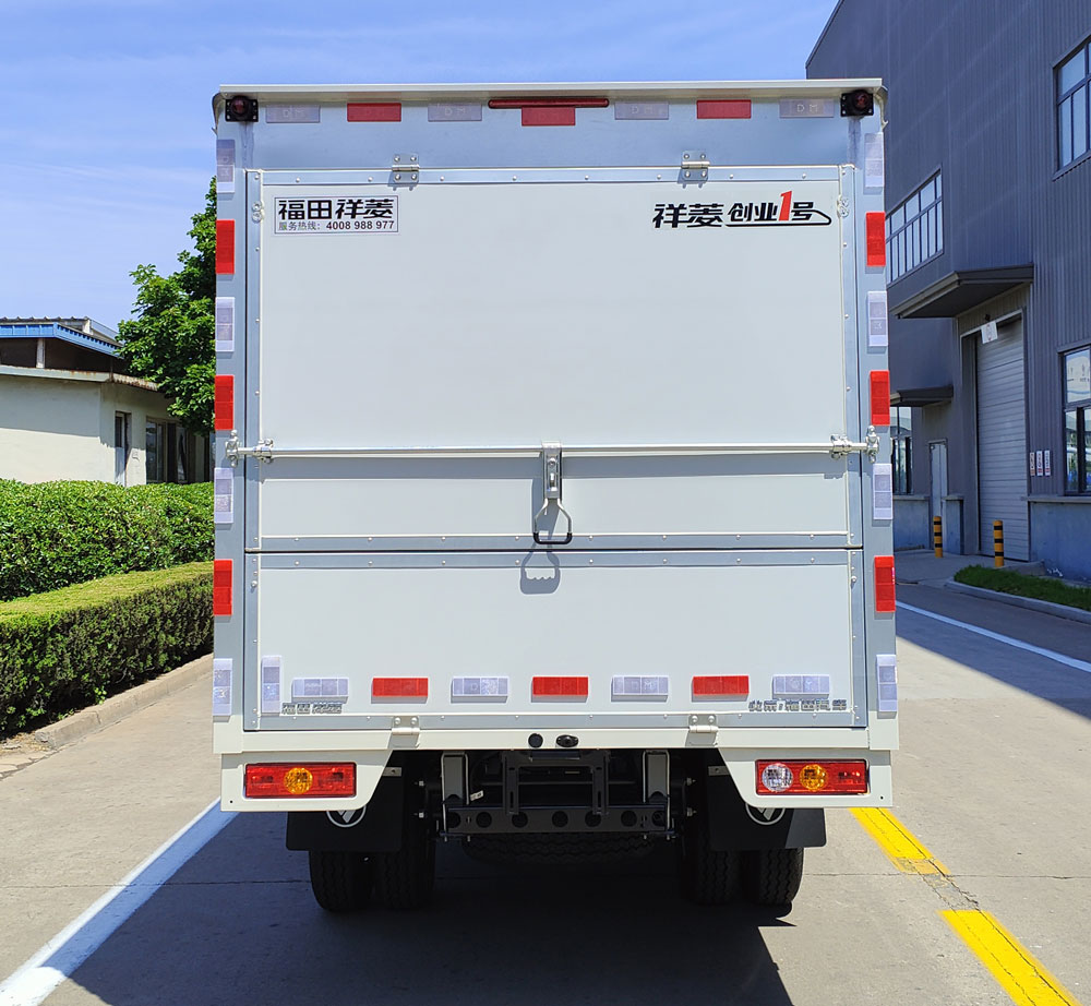 福田牌BJ5032XYK5PV5-11翼開啟廂式車公告圖片