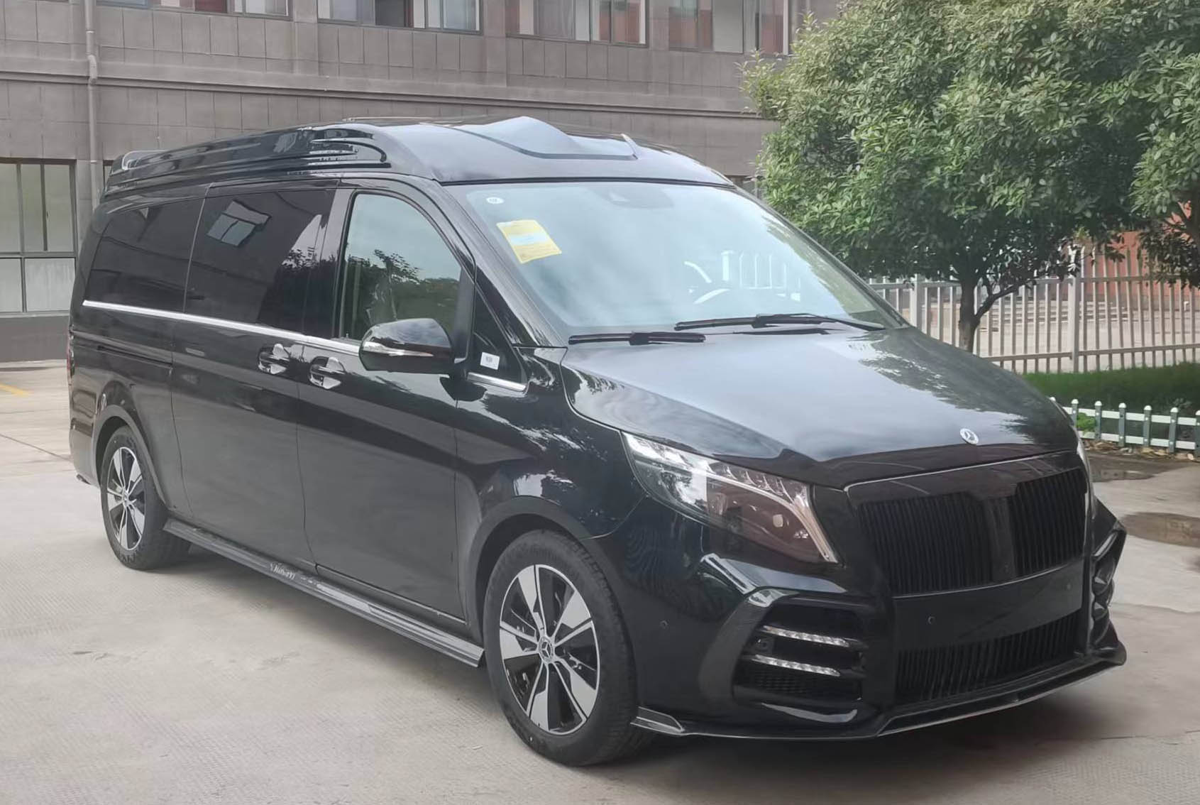 邁莎銳牌MSR5033XSW商務(wù)車