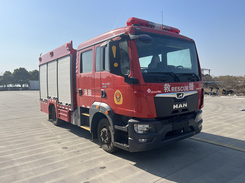 捷達(dá)消防牌SJD5121GXFSG35/MEA水罐消防車