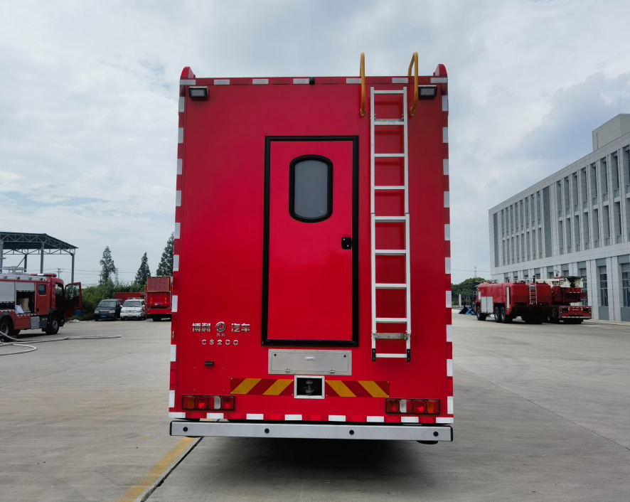 博利牌BLT5150TXFCS200/S6應(yīng)急保障消防車公告圖片