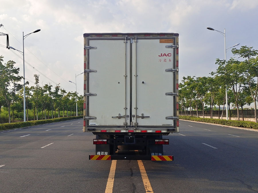 江淮牌HFC5181XLCP2K3A50S冷藏車公告圖片