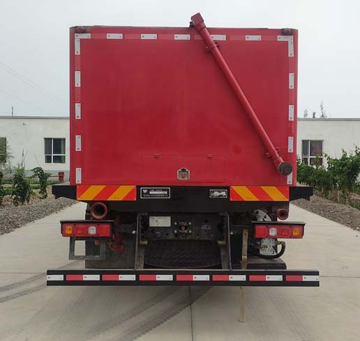 忠華通運(yùn)牌TYJ5361TYL壓裂車公告圖片