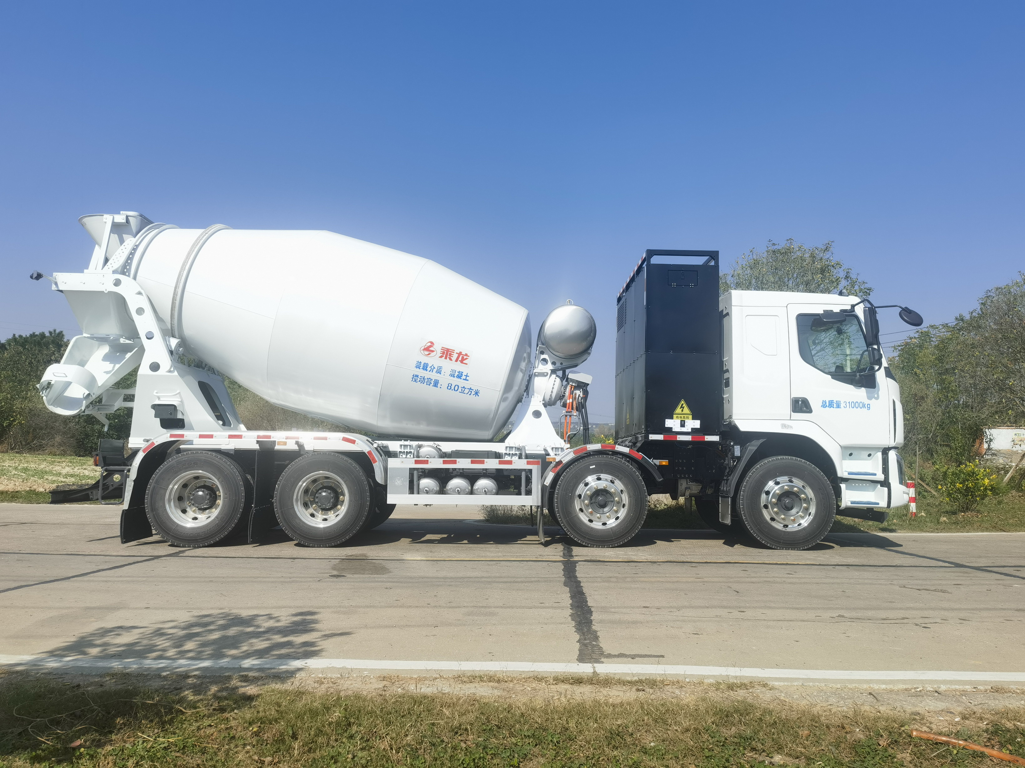 乘龍牌LZ5310GJBM3FZBEV111換電式純電動混凝土攪拌運輸車公告圖片
