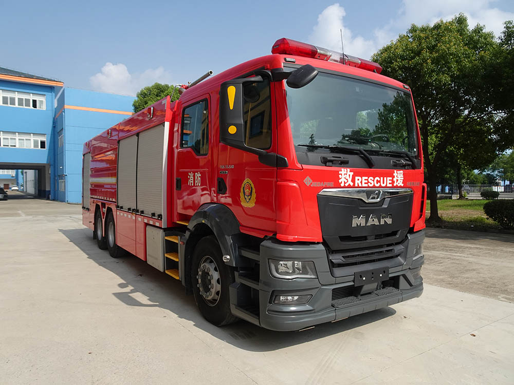 捷達(dá)消防牌SJD5321GXFGP120/MEA干粉泡沫聯(lián)用消防車