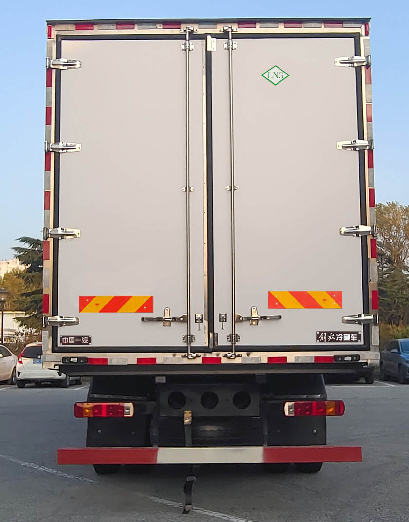解放牌CA5320XLCP25K15L7T4NE6A80冷藏車公告圖片