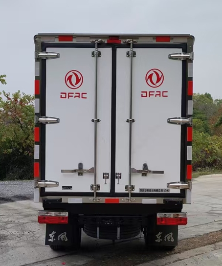 東風(fēng)牌EQ5030XLC16QCCAC冷藏車公告圖片