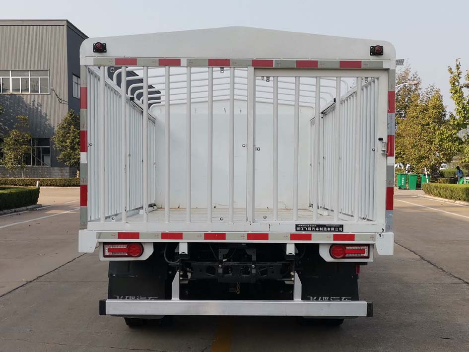 飛碟牌FD5042CCQW68BEV-1純電動畜禽運(yùn)輸車公告圖片