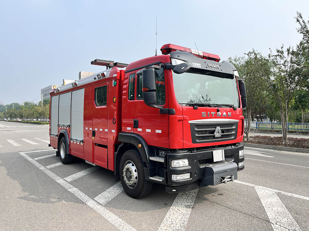 中卓時(shí)代牌ZXF5180GXFAP50/ST6壓縮空氣泡沫消防車
