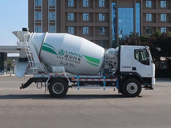 凌宇牌CLY5181GJB混凝土攪拌運輸車公告圖片