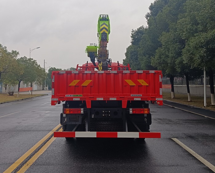 中聯(lián)牌ZLJ5180JSQSX隨車起重運輸車公告圖片