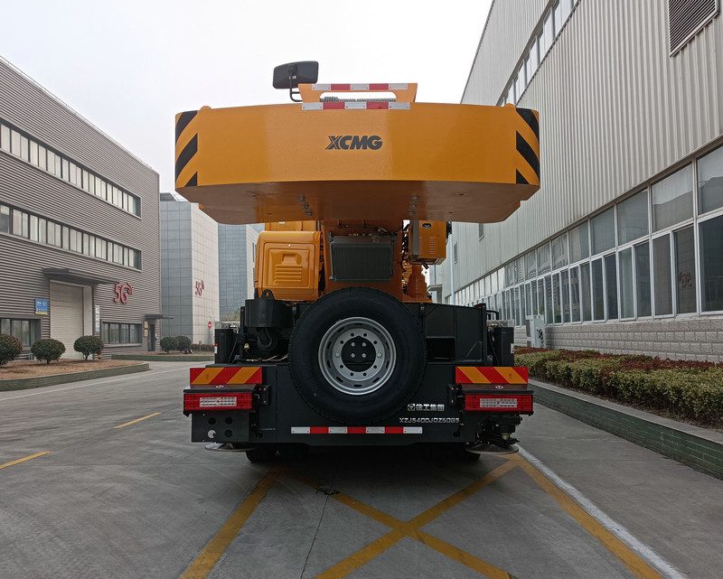 徐工牌XZJ5400JQZ50G5汽車起重機(jī)公告圖片
