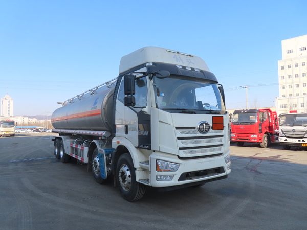 陸平機(jī)器牌LPC5326GYYC6A鋁合金運(yùn)油車